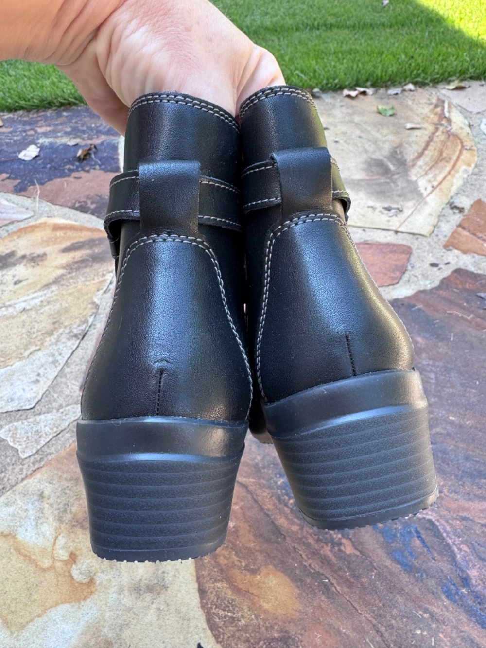 Clarks Collection Black Leather Ankle Boots Size 7.5M - Picture 6 of 9